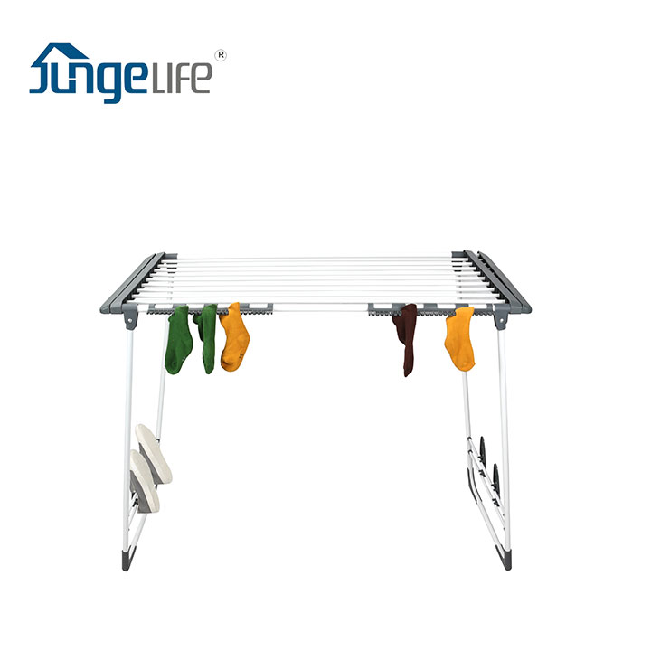 freestanding clothes rack